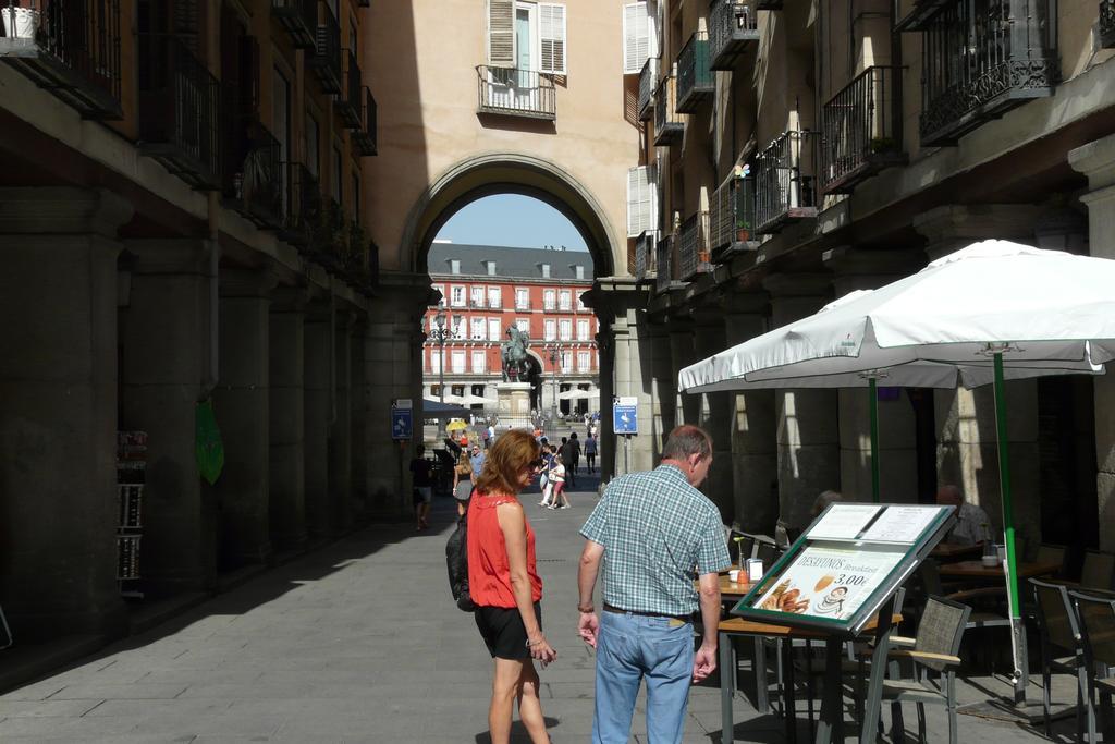 Alvaro Residencia Madrid Dış mekan fotoğraf